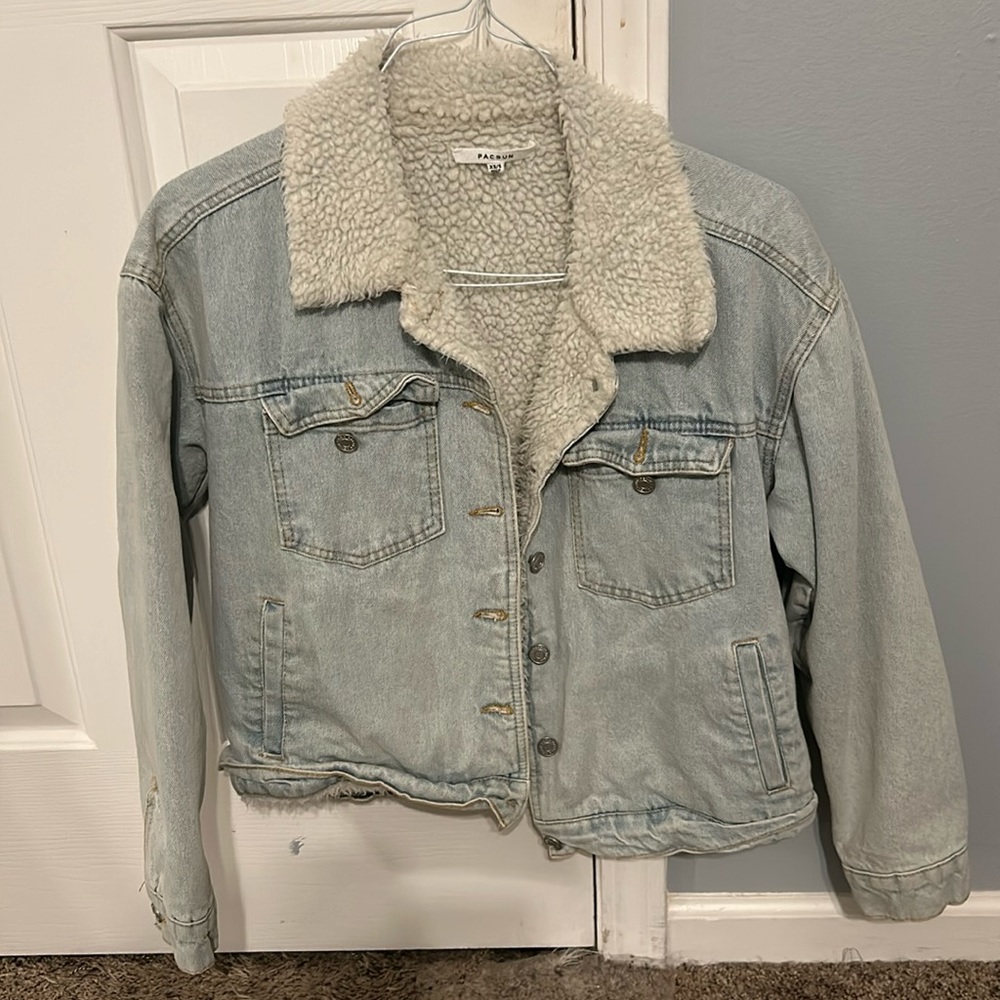 PACSUN Jean jacket , XS, lightly used, Fur
